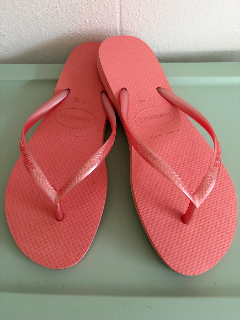 Havaianas Women's Flip Flops - Pink
